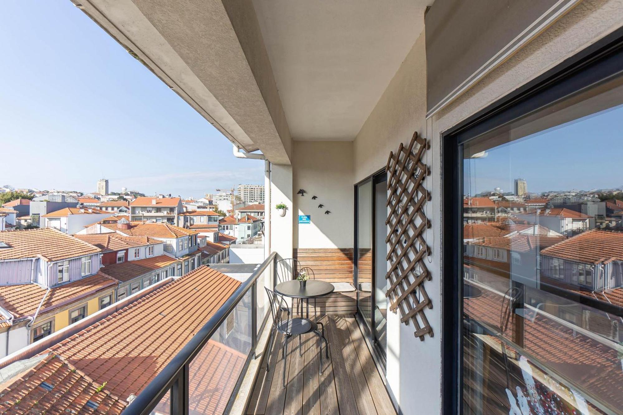 Top Floor Apartment With Sunny Balconies ポルト エクステリア 写真